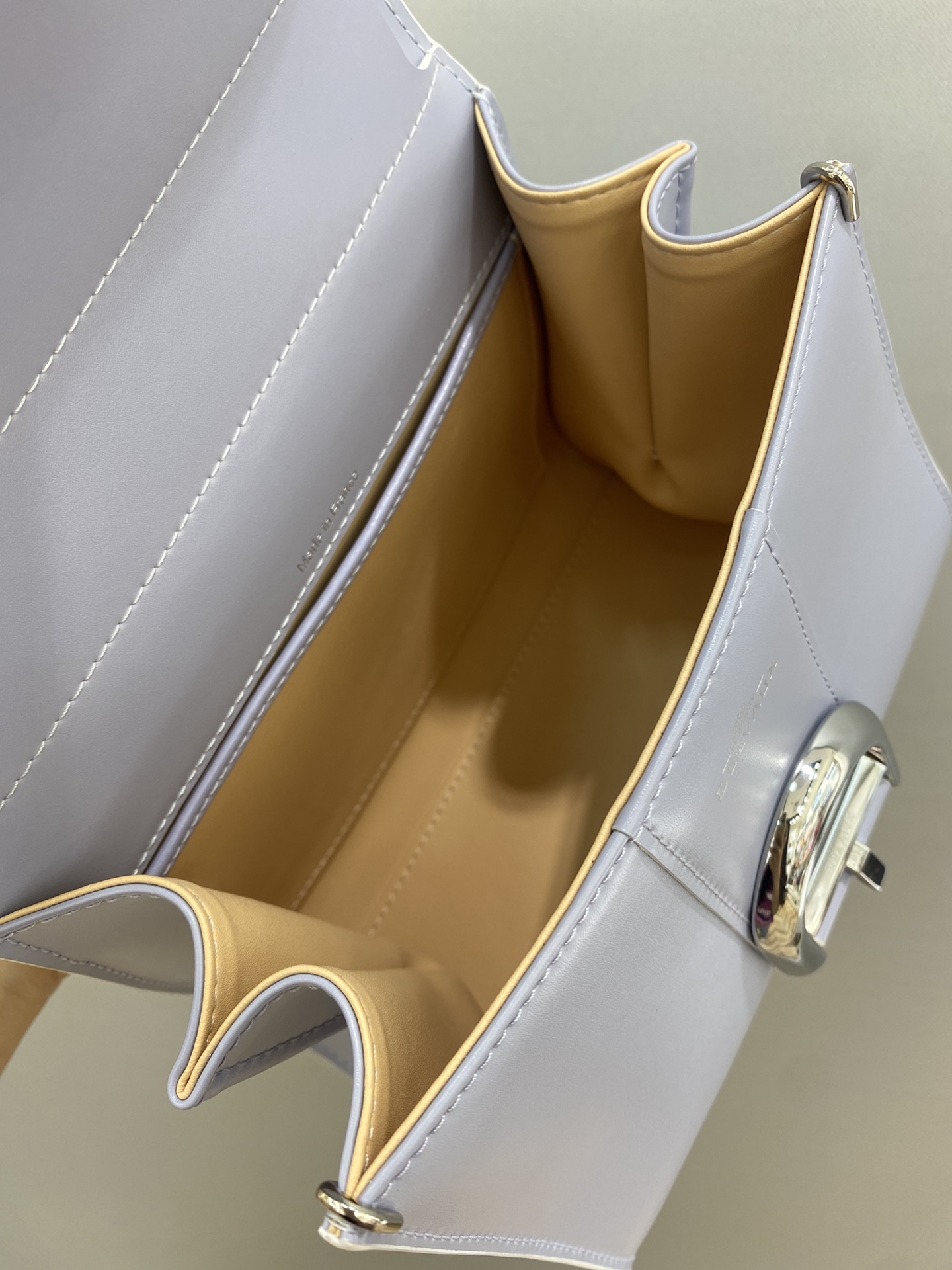 델보 브리앙 MM 박스백 스몰